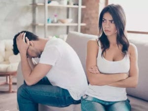 ब्रेकअप के बाद एक्स के गुस्से से यूं निपटें 14 give him space