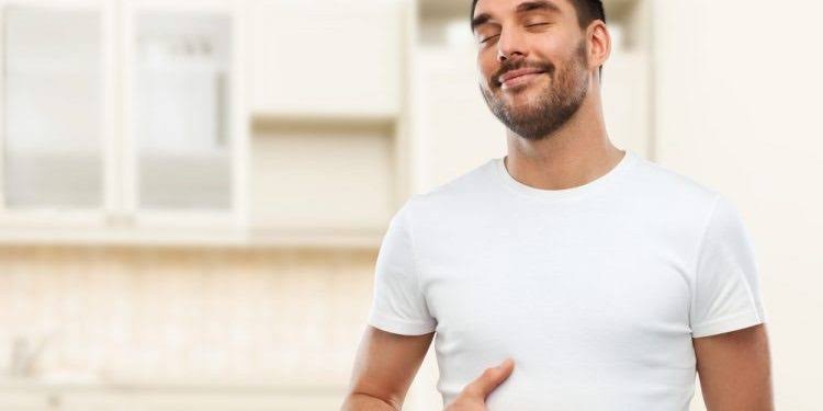 स्वास्थ्य के लिए ग्रीन टी (Green tea) के लाभ व हानि