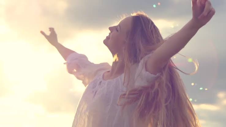 स्वास्थ्य के लिए ग्रीन टी (Green tea) के लाभ व हानि