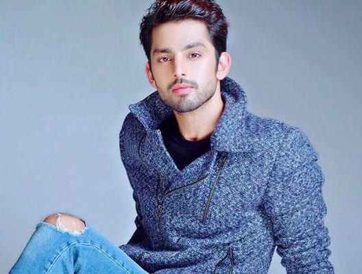 Himansh Kohli Pic