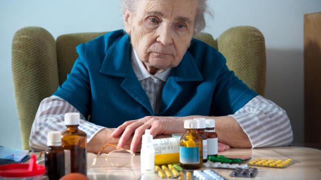 bigstock senior and medicine 6168467 DMID1 5gs05ljhd 640x360 2