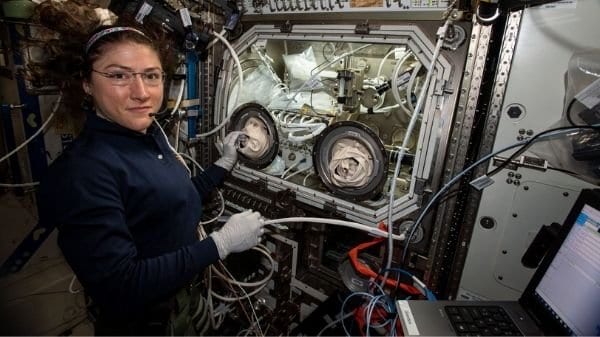 christina koch sets new record for longest spaceflight by a woman