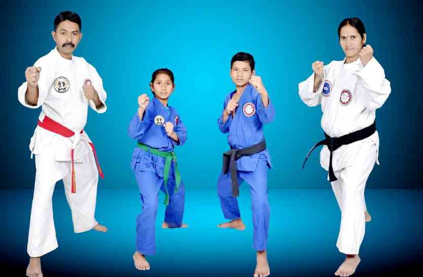 grandmastersendhwabarwani 1740436 835x547 m