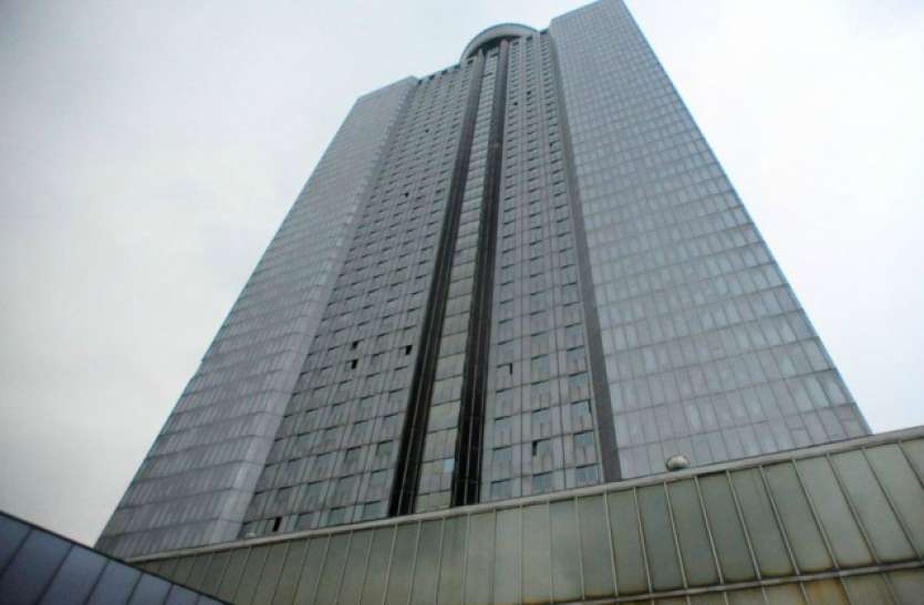 hotel1 edit 5866818 835x547 m