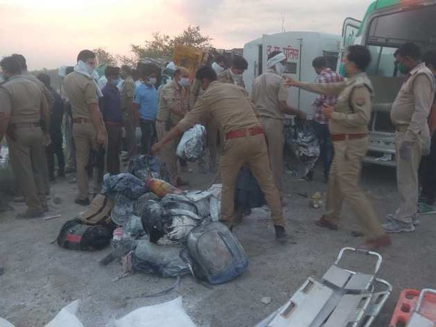 Migrants accident in india